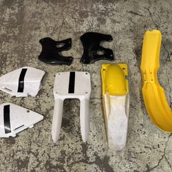 1(contact info removed) Suzuki RM125 RM250 Plastics