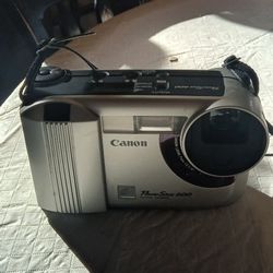 Canon Power Shot 600 Digital Camera