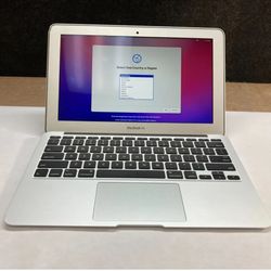 macbook air 11 inches 2015 like new condition 