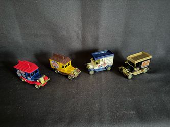 Pepsi-Cola Die-Cast Vintage Delivery Truck Set of 4