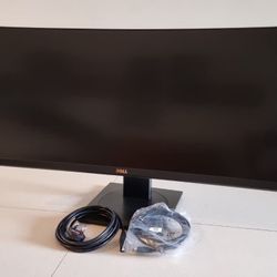 Dell 34 Inch Curved Monitor “All Accessories Included”