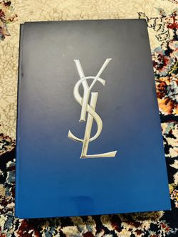 YvesSaintLaurent