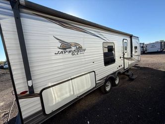 2019 Jayco 30 foot Bunkhouse trailer 5000 pounds lightweight sleeps 10