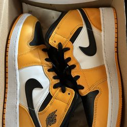 Jordan 1 Black/white