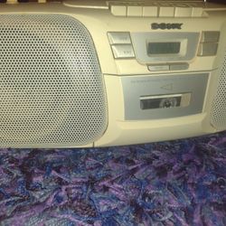 radio am fm cassette cd working good 