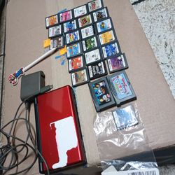 Nintendo DS Lite With Lots Of Games