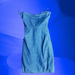 Women's Criss Cross Dress Size M