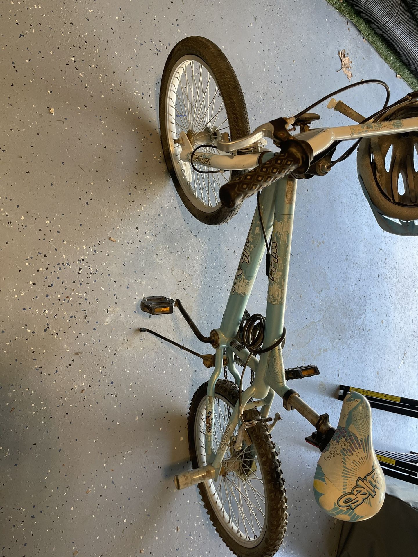 Kids Bike, Helmet, and Lock- Not sure if repairs needed