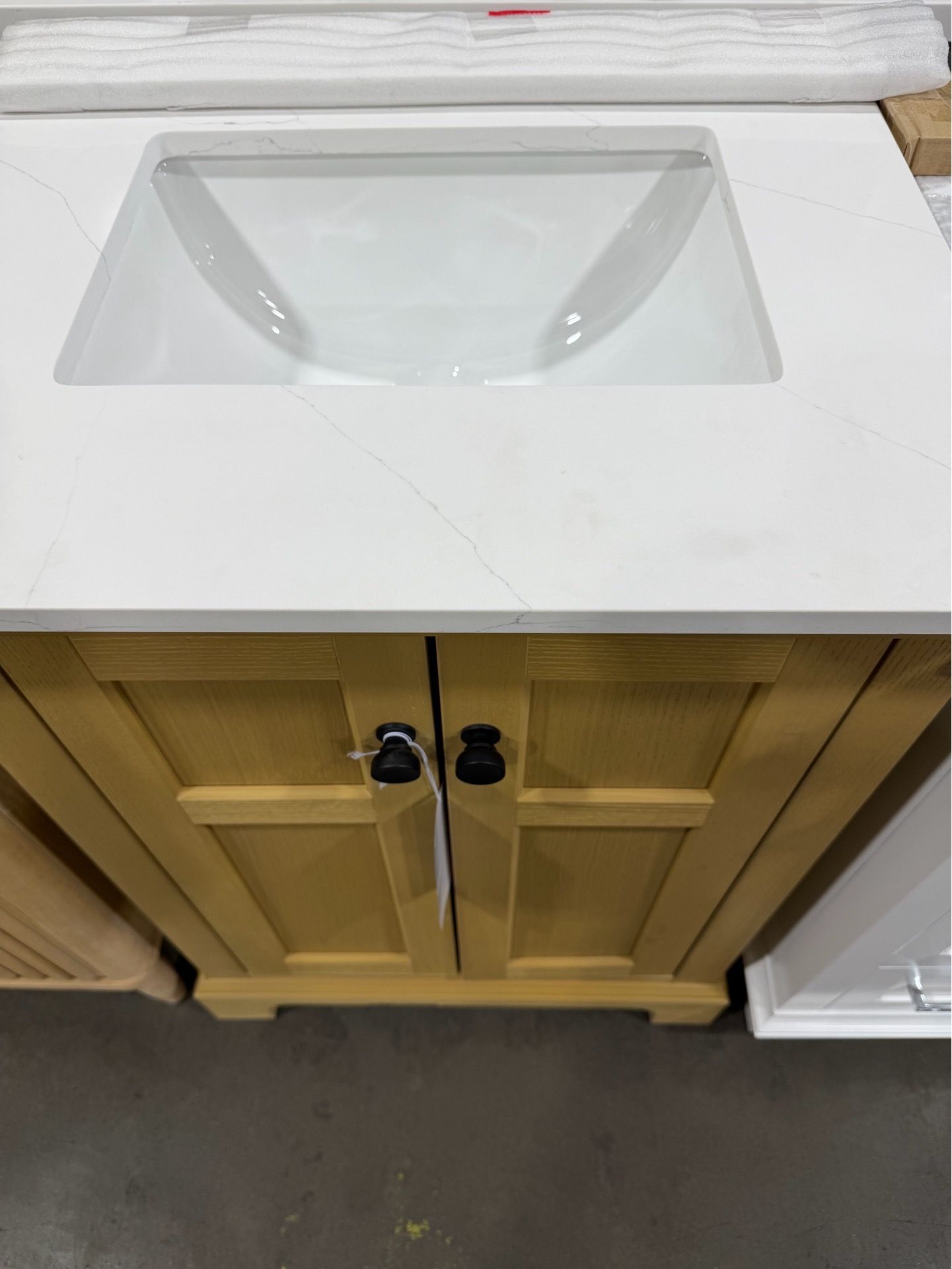 Bathroom Vanity 24in