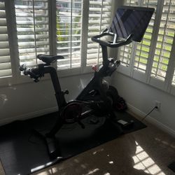 Peloton For Sale 