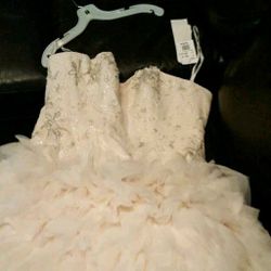 Never used wedding dress 👰 Size 14