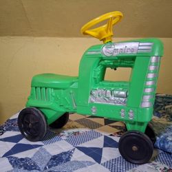 Vintage Plastic Empire Ride On Tractor 