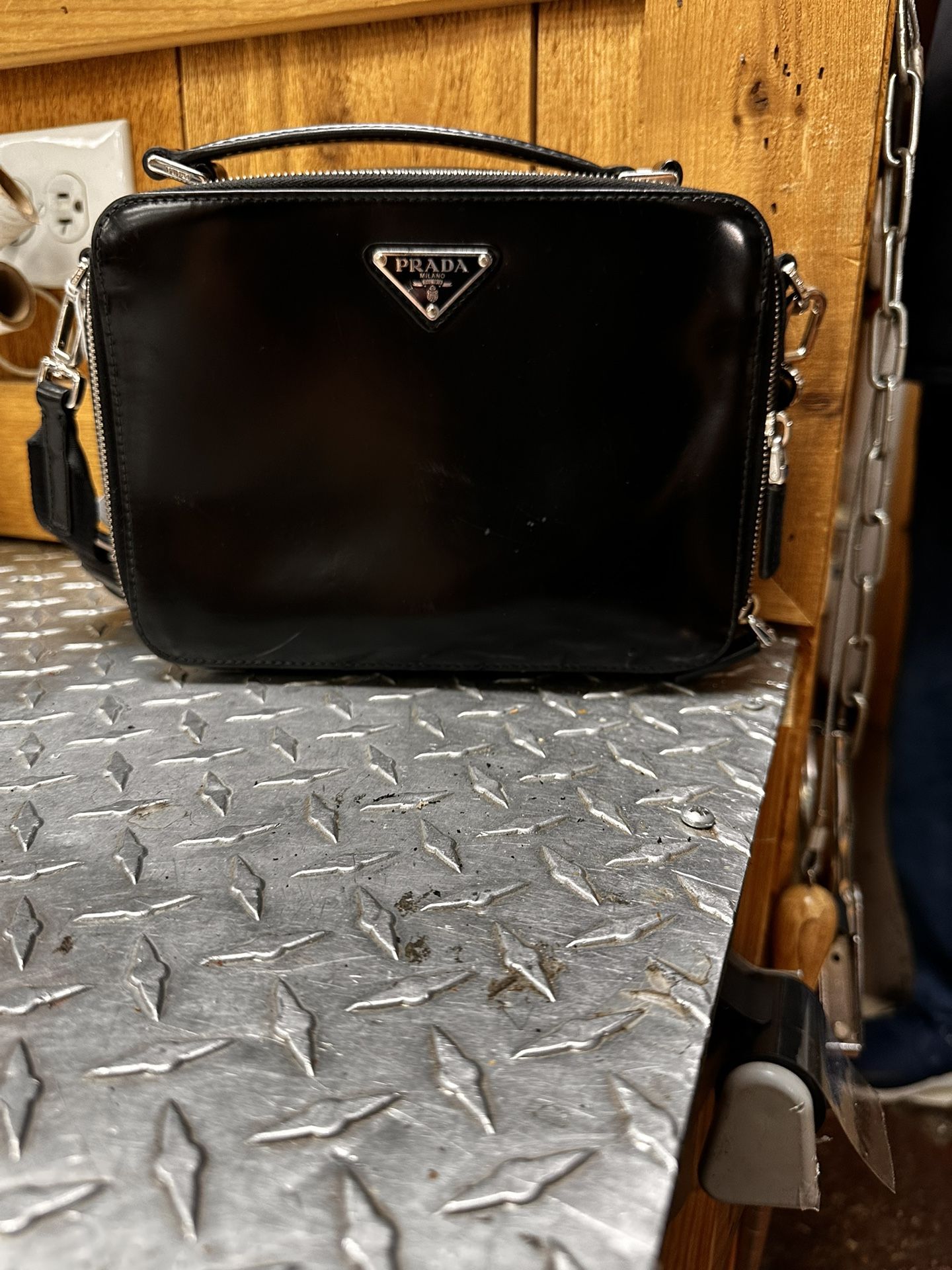 Prada Messenger Bag Authentic 