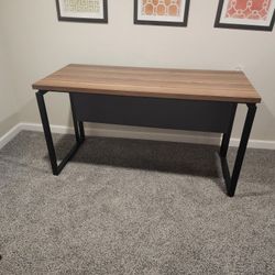 Desk And Hutch