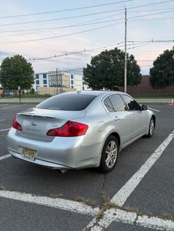 2011 Infiniti G37x