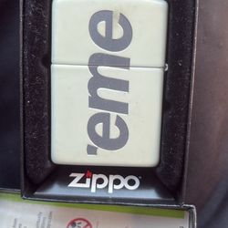 Supreme Zippo