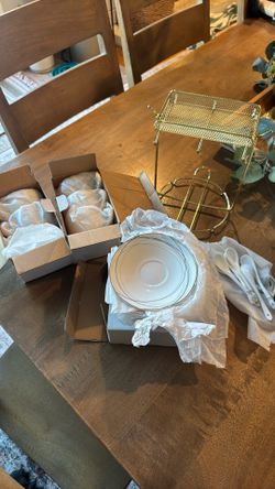 Full Ceramic Tea Set With Stand Brand New