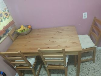 Comedor Pequeño Como Nuevo