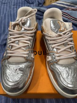 Louis Vuitton LV Trainer Men Sneaker Silver Beige Trim Monogram