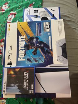 PS5 SLIM BUNDLE WITH BLACK OPS 7