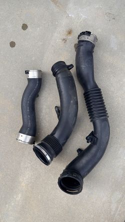 BMW F87/F22 charge and boost pipes