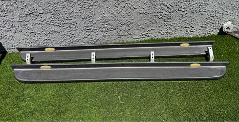 2001-2007 Toyota Sequoia Running Boards