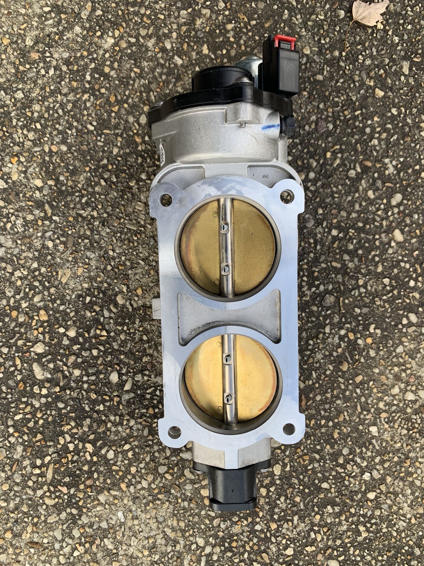 2015 Roush Mustang dual Throttle body