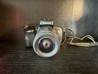 Canon EOS 750 35mm Film Camera with Lens