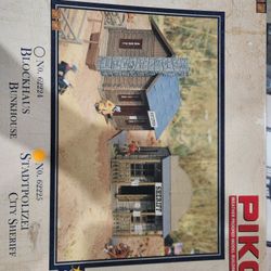 PIKO No 62225 Train Set Building 