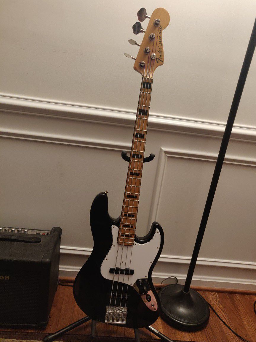 MIJ Fender Geddy Lee Jazz Bass