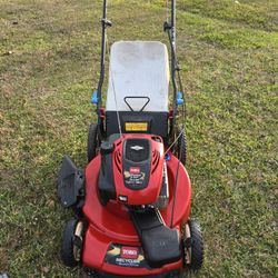 Toro 22" Self-propelled Lawn Mower 