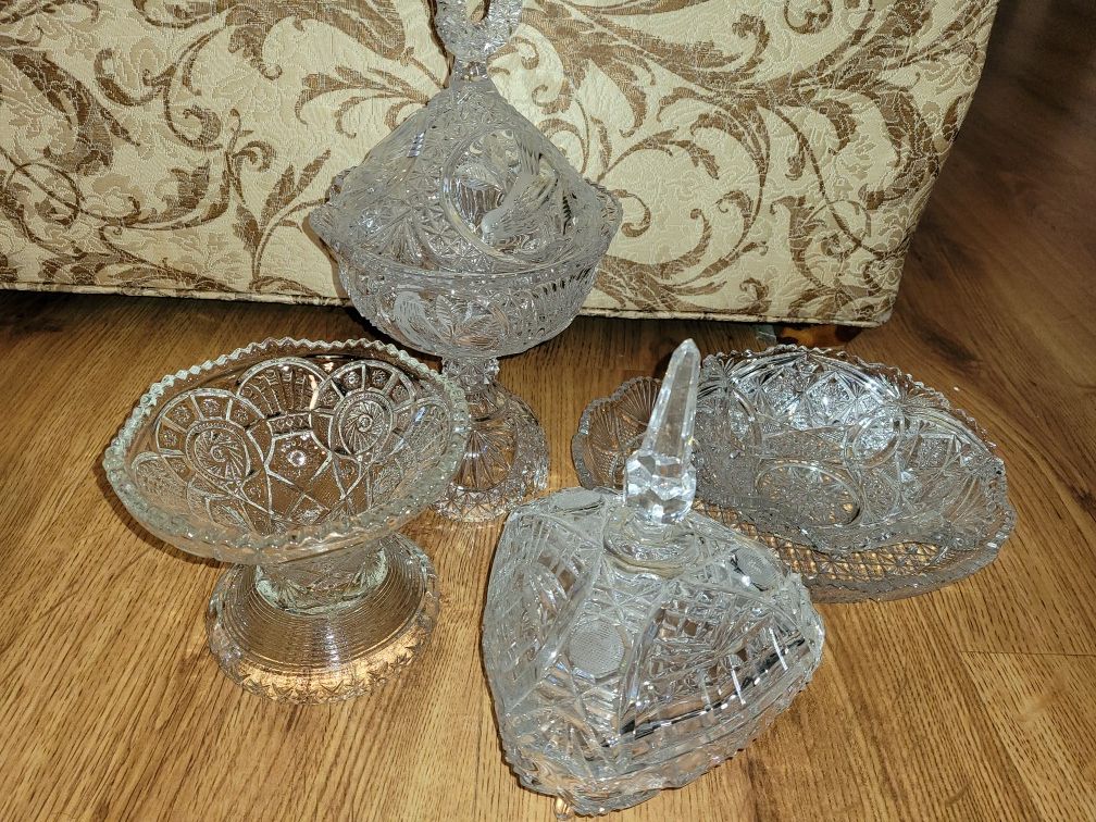 Vintage Clear Glassware & Dishes