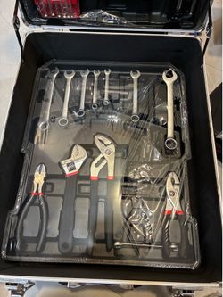 186 Piece Vanadium Tool Set by Sharper Image BRAND NEW