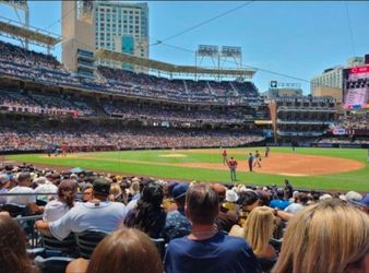 (2) PADRES AISLE SEATS!! Vs ARIZONA DIAMONDBACKS  SEC 113 ROW 15  (First Base) JULY 6TH 2026. MONDAY 7/6/2026  San Diego