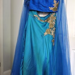 Crop top + long skirt