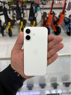 iPhone 16 Unlocked 128GB! $649 Cash or Card!!