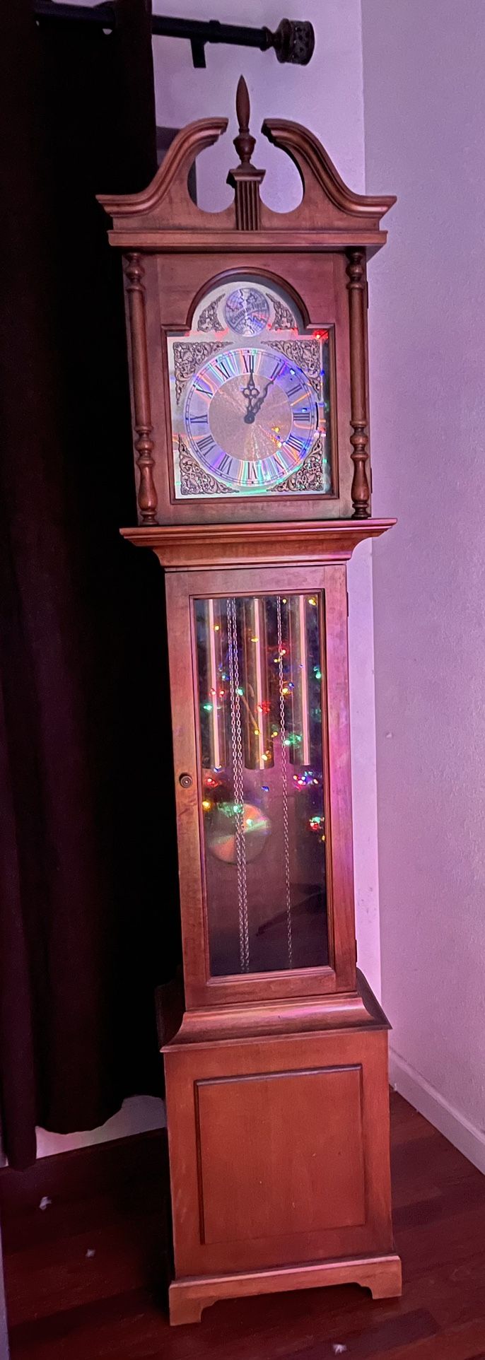Grandfather Clock Howard Miller (from the 70’s) Other - Antiques