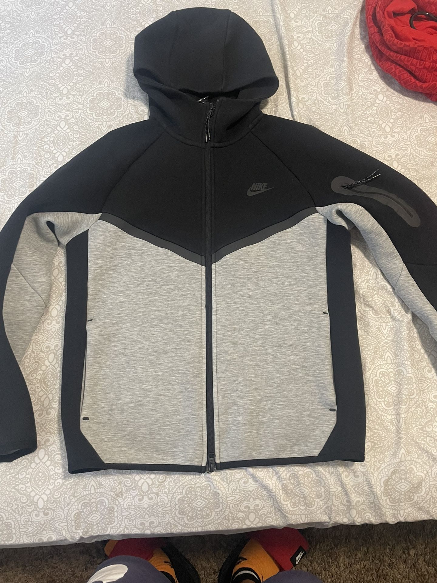 Nike tech