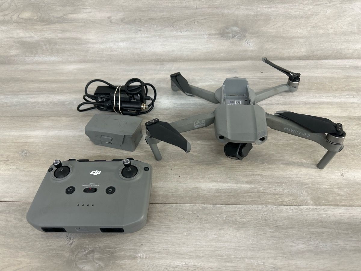 DJI MAVIC AIR 2 DRONE WITH CHARGER AND CONTROLLER (PO1019939)