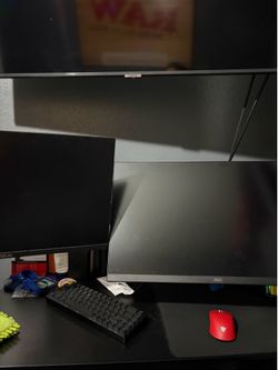 1440 Gaming monitors. Gaming keyboard and mouse. Need gone