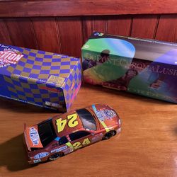 JG DuPont Chromalusion 1:24 Scale Stock Car Bank