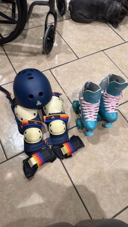 Skates pads helmet