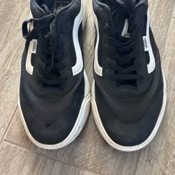 Vans Ultra Range Size 9.5 New