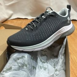 Woman’s Running Shoes