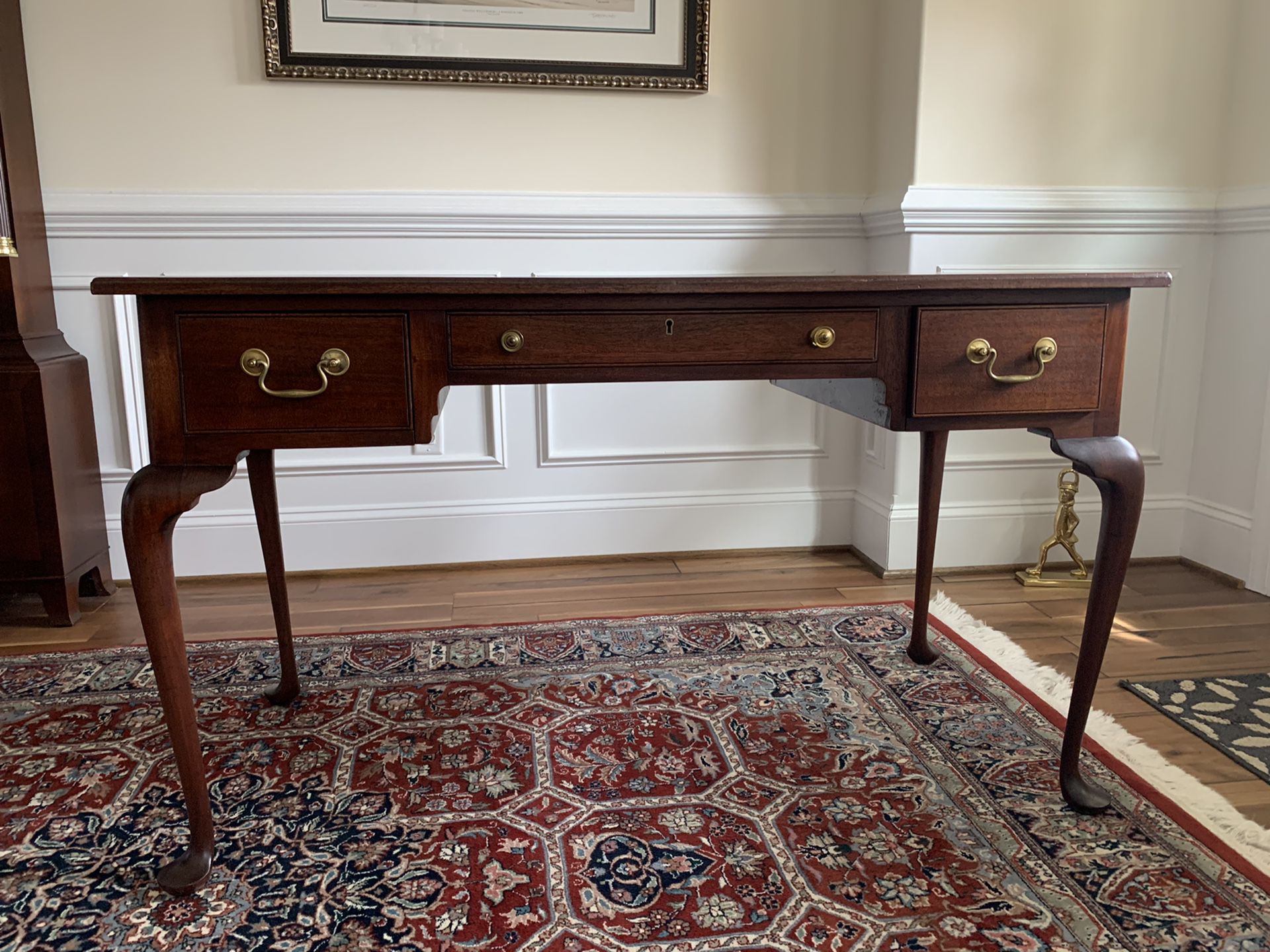 Ladies antique desk. Refinished Biggs furniture of Virginia. 50”w x24”d x30h $300.00