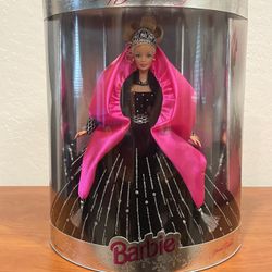 1998 Happy Holidays Barbie Doll