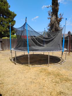 Large Round Trampoline with Safety Net