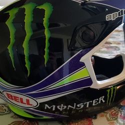 Motorcycle helmet size large and XL