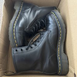 Dr Martens 1460 W