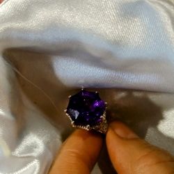 African Amethyst & Zircon Ring💍